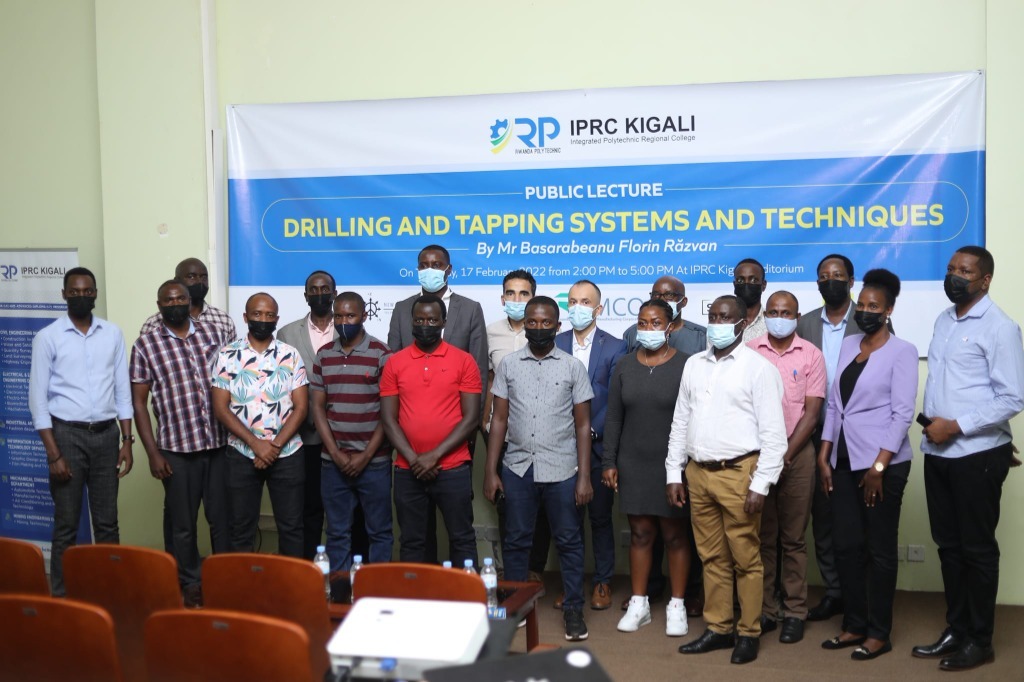 Public lecture la Politehnica IPRC Kigali: găurire și filetare CNC